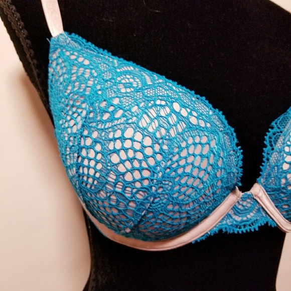 NWT Victoria's Secret Push Up padded bra 32DD - Picture 2 of 7